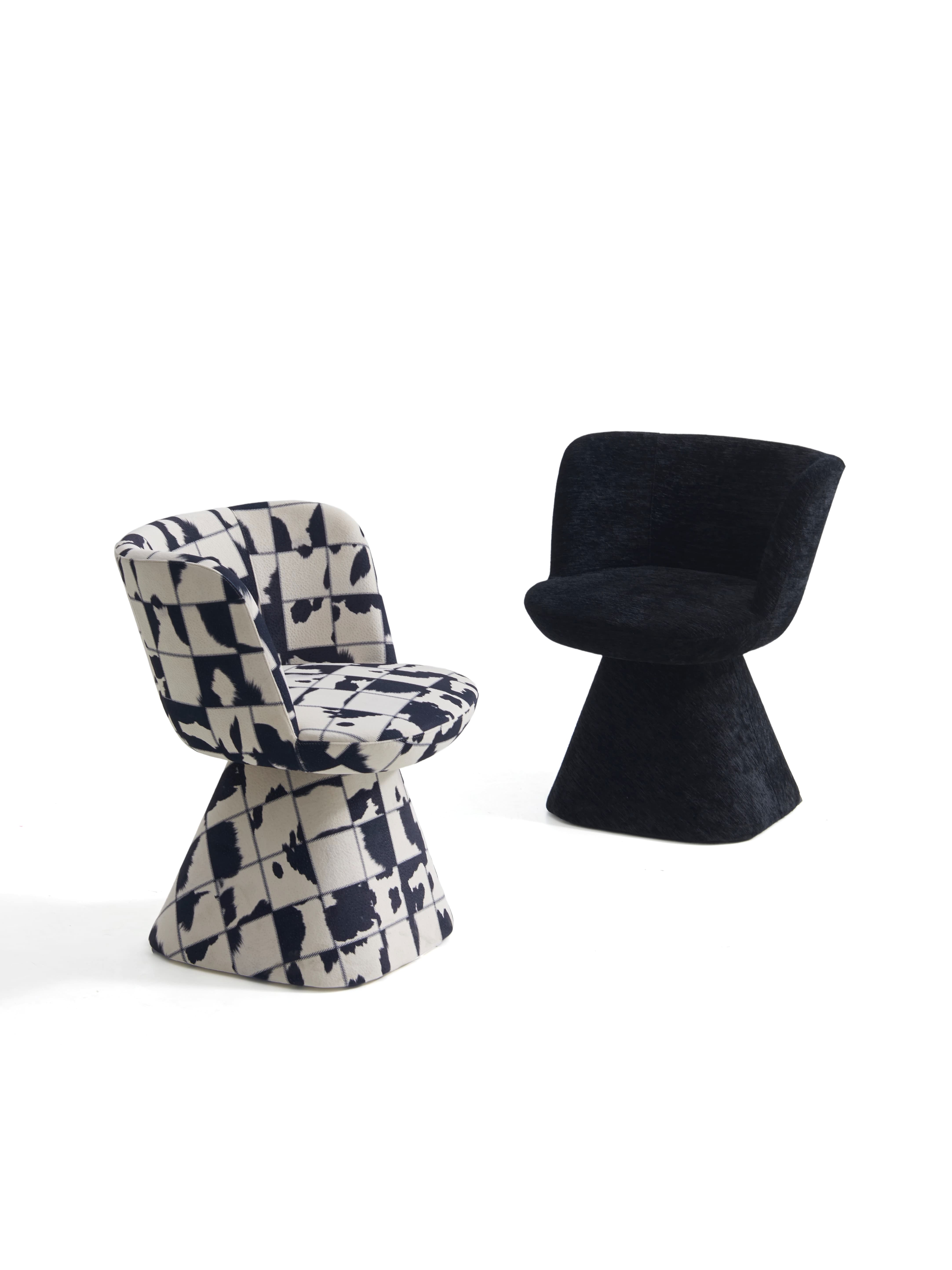 Fashionable Cozy Brown Upholstered Bar Chair with Armrests and Sturdy Black Metal Support for Living Spaces Bar Stool