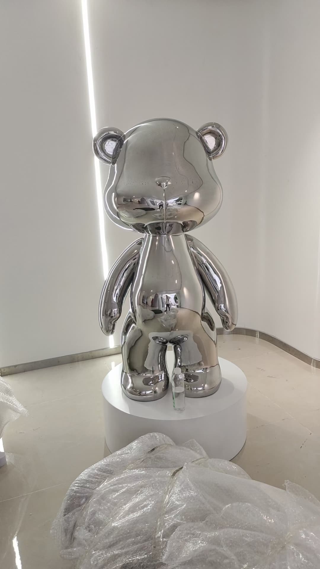 Stainless steel animal sculptures